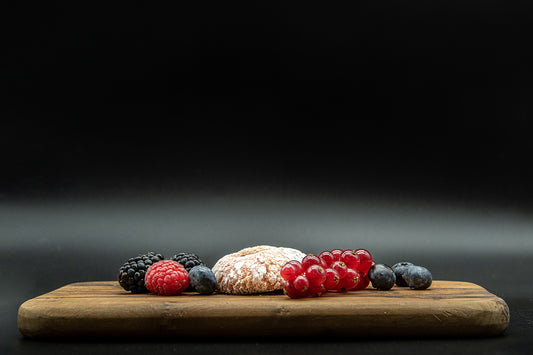 Pasta di Mandorla al` Frutti di Bosco I Mandelgebäck Waldfrüchte