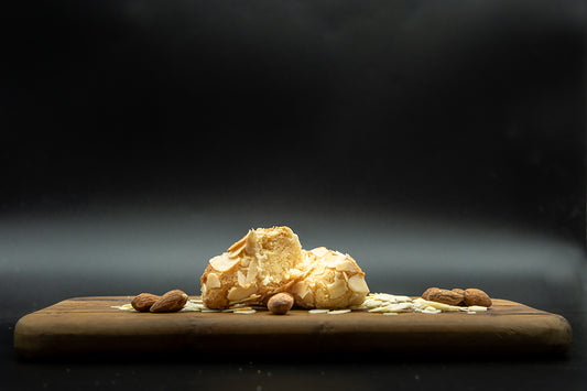 Pasta di Mandorla Classica alle Mandorle I Mandelgebäck mit Mandelsplitter
