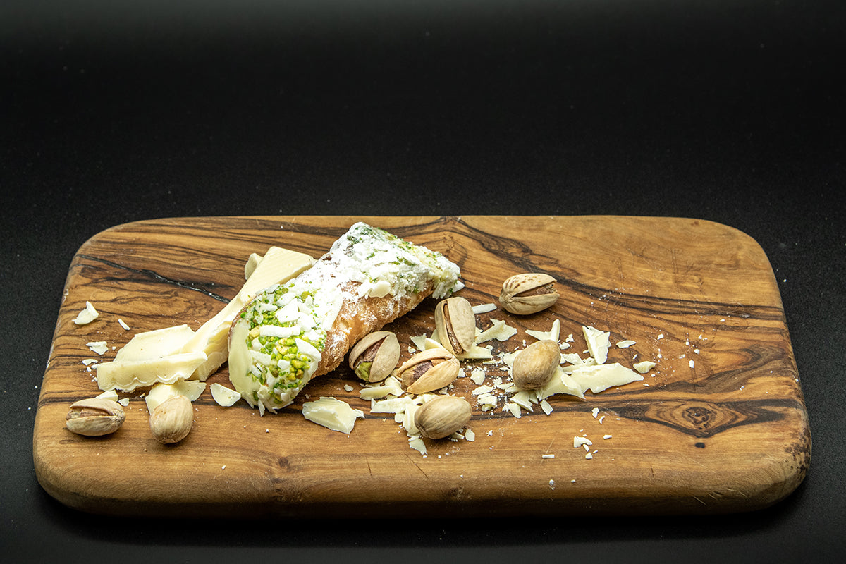Cannoli I Gefüllte Gebäckrollen Pistazie