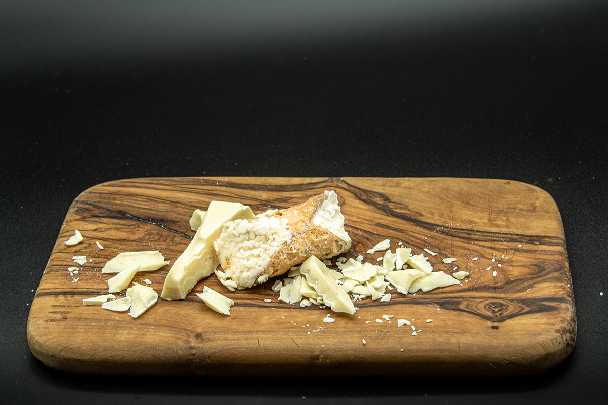 Cannoli I Gefüllte Gebäckrollen weisse Schokolade